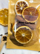 Load image into Gallery viewer, Stovetop Potpourri - Citrus Garland
