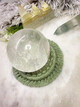 Load image into Gallery viewer, Macrame Sphere/crystal Holder
